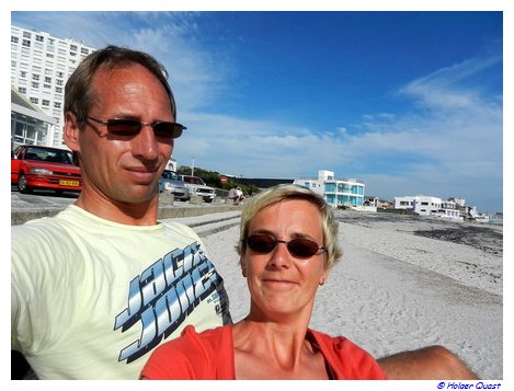 Ela und Holger genieen den letzten Urlaubstag am Bloubergstrand