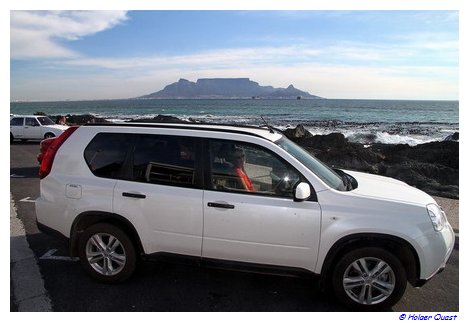 Unser Auto vor dem "Tafelberg" Unser Auto vor dem "Tafelberg"